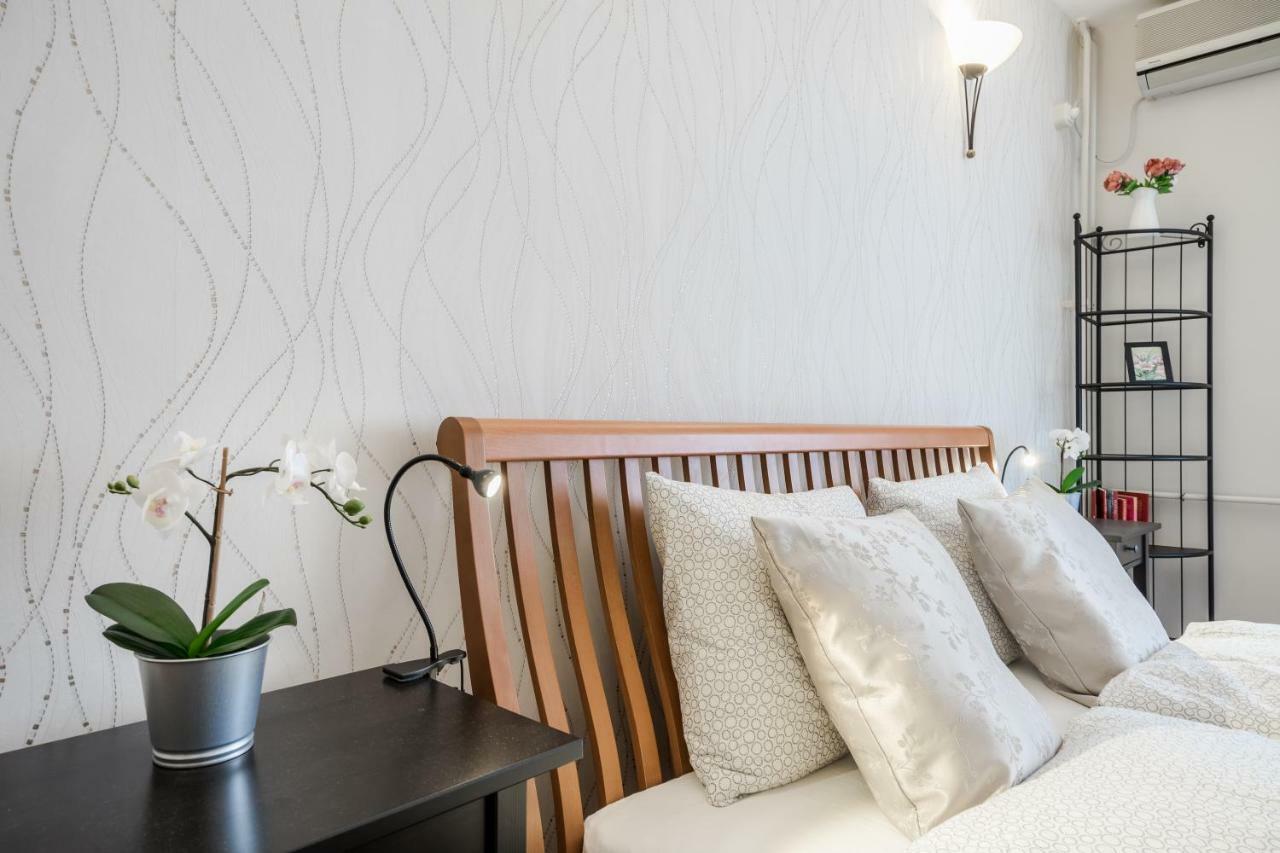 Bpr Golden Corner Suite With Balcony & A/C Budapeşte Dış mekan fotoğraf