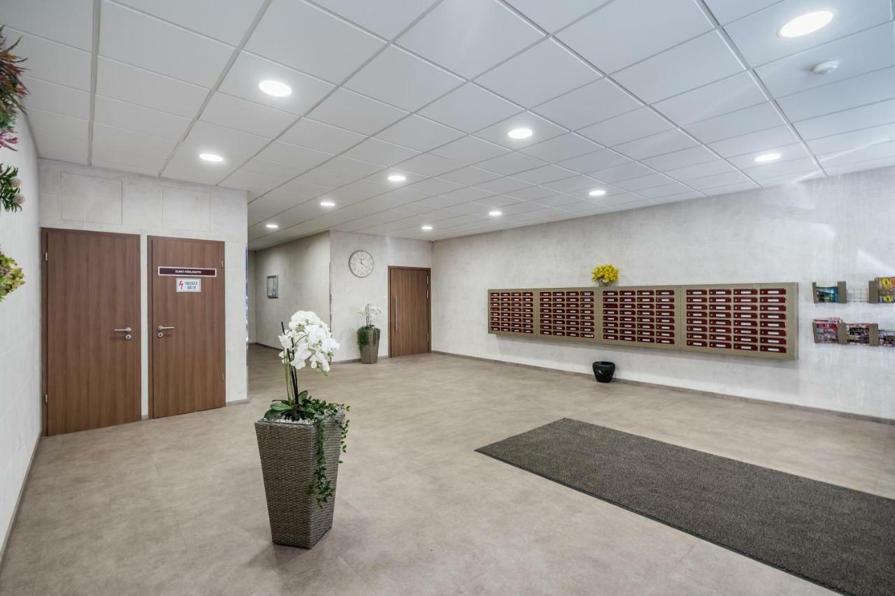 Bpr Golden Corner Suite With Balcony & A/C Budapeşte Dış mekan fotoğraf